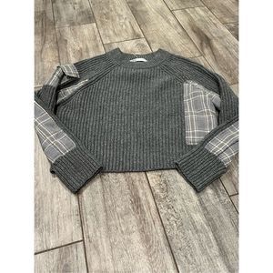 Zara Gray Plaid Cropped Sweater Size Medium